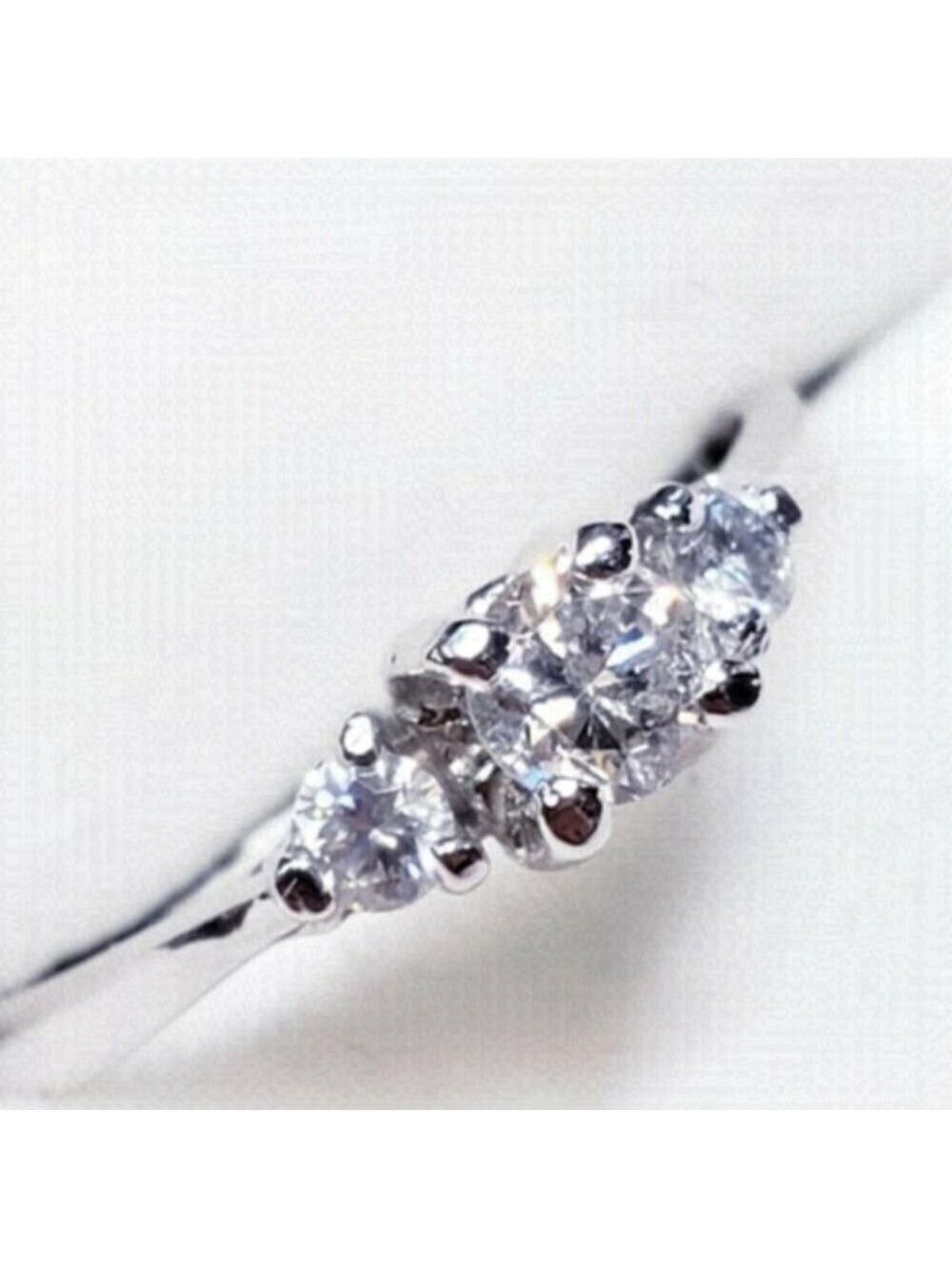 Engagement Ring 10K White Gold & Diamonds Size 6